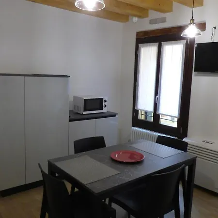 Casa Moderna A Due Passi Da Rialto-2